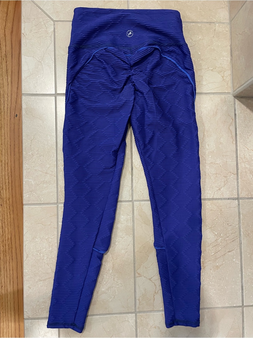 Abs2B Push Up Leggings w/ Diamond Shape Texture, Electric Blue with Scrunch Butt - Picture 5 of 12